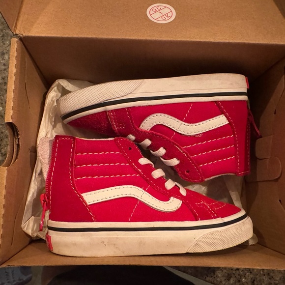 Toddler Vans - Picture 2 of 5